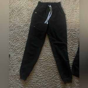 FIGS Black Zamora Joggers